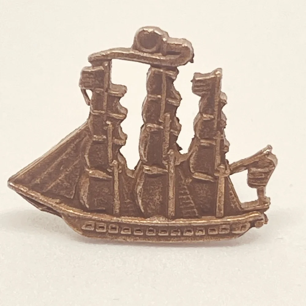Vintage Bronze Tone Tall Ship With Sails Lapel Pin Pinback Nautical Sailing Boat